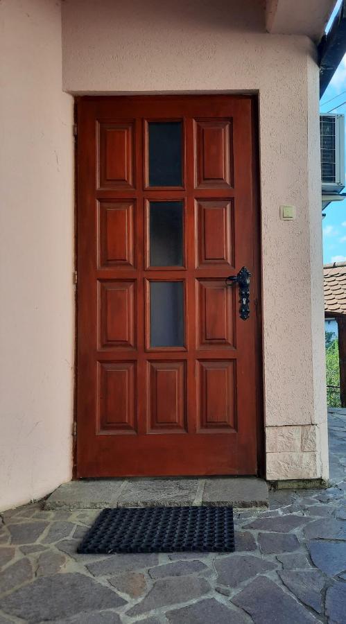 Rooms & Apartment Čehovin Postojna Buitenkant foto