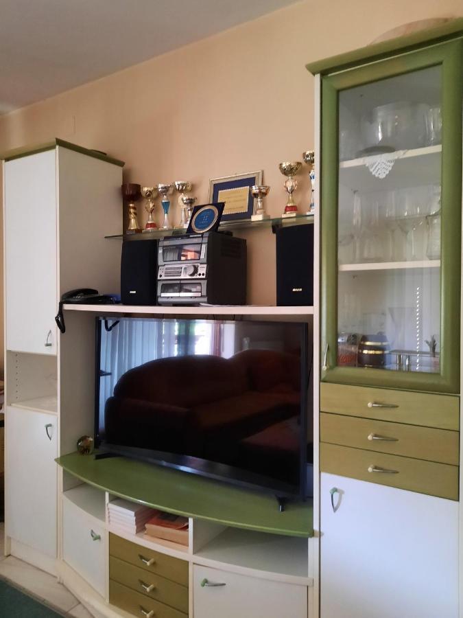Rooms & Apartment Čehovin Postojna Buitenkant foto