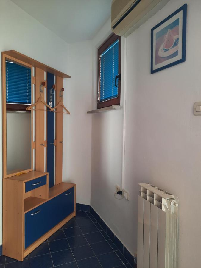 Rooms & Apartment Čehovin Postojna Buitenkant foto