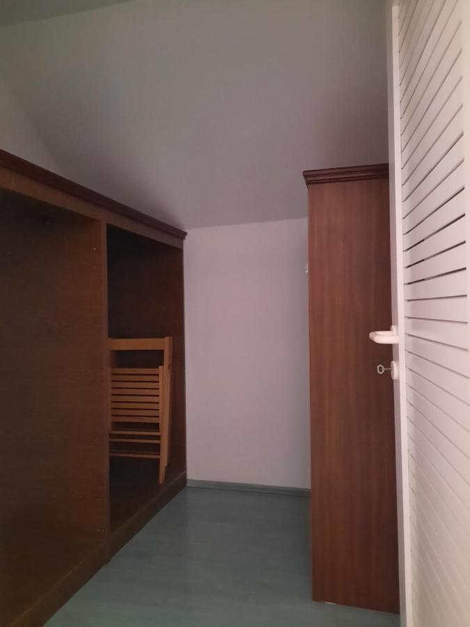 Rooms & Apartment Čehovin Postojna Buitenkant foto